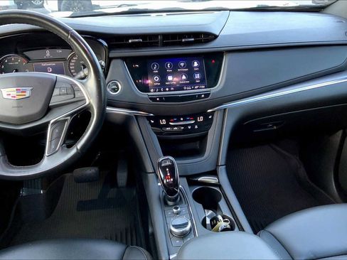 Used 2022 Cadillac XT5 Luxury image 11