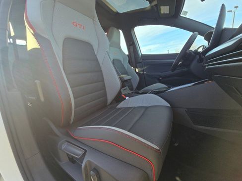New 2026 Volkswagen GTI SE image 12