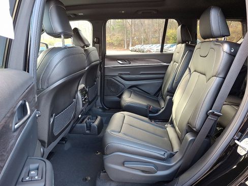 New 2025 Jeep Grand Cherokee L Limited image 6