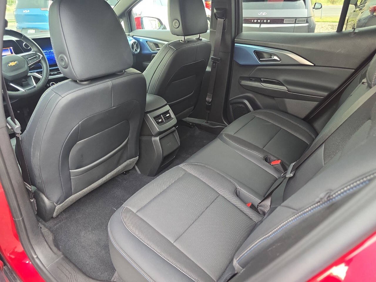 Used 2024 Chevrolet Equinox EV LT w/ Active Safety Package 3 AWD/4WD image 13