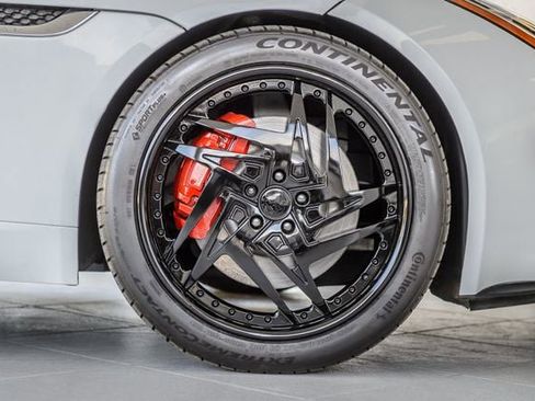 Used 2014 Jaguar F-TYPE Convertible image 23