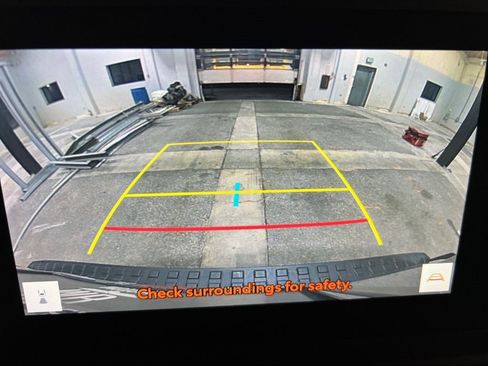 Used 2025 Toyota 4Runner TRD Off-Road image 33