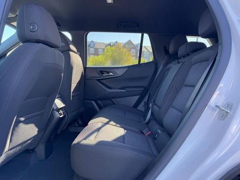 New 2026 Chevrolet Equinox LT image 7