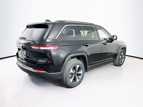 Used 2022 Jeep Grand Cherokee Limited 4xe image 9