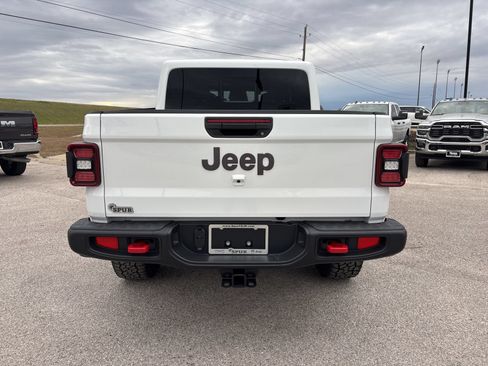 New 2026 Jeep Gladiator Rubicon AWD/4WD image 4