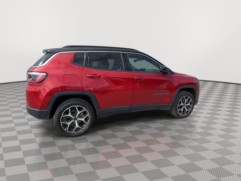 Used 2025 Jeep Compass Limited AWD/4WD image 8