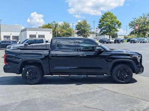 Used 2023 Toyota Tundra SR5 w/ SR5 Convenience Package AWD/4WD image 8