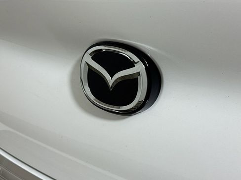 New 2026 MAZDA MAZDA3 2.5 S Sedan w/ Preferred Pkg image 17