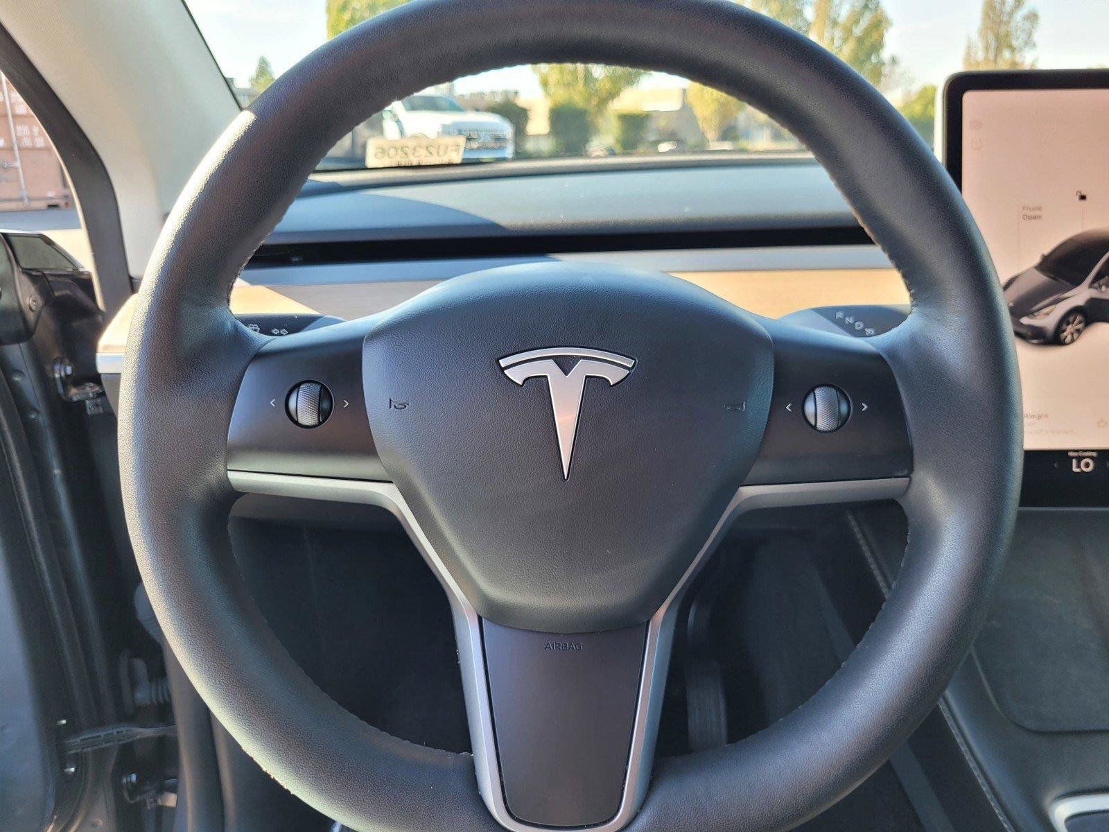 Used 2023 Tesla Model Y Long Range AWD/4WD image 34