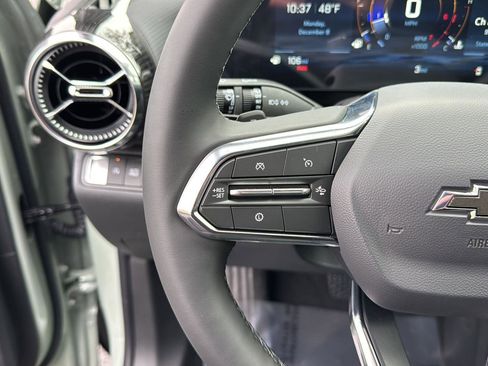 New 2026 Chevrolet Equinox LT w/ Convenience Package II image 18