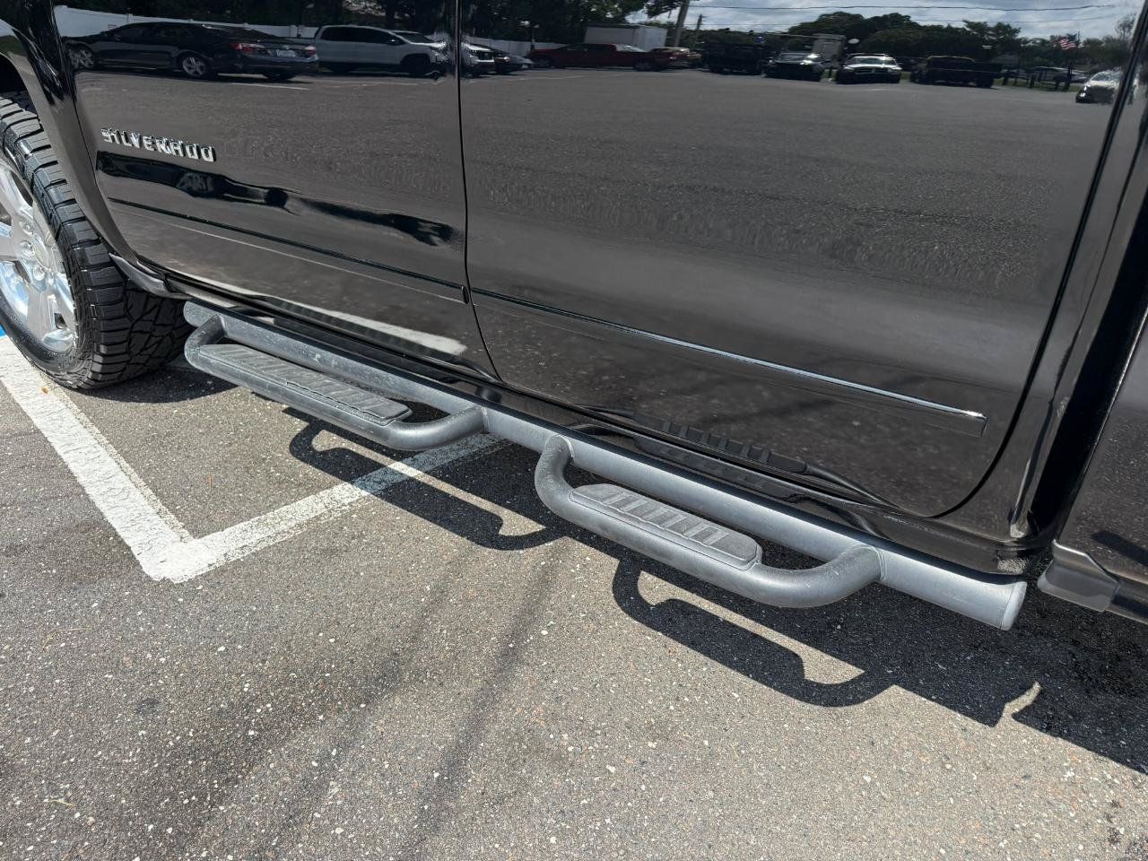 Used 2017 Chevrolet Silverado 1500 LT w/ All Star Edition RWD image 11