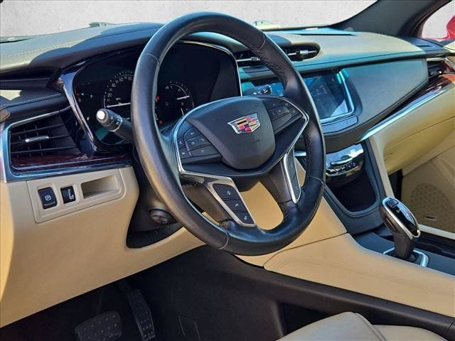 Used 2019 Cadillac XT5 Luxury FWD image 10