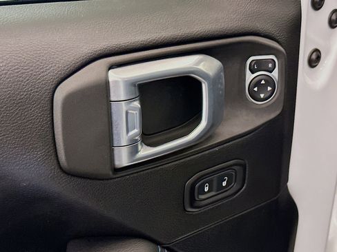 Used 2021 Jeep Wrangler Rubicon w/ Cold Weather Group image 15