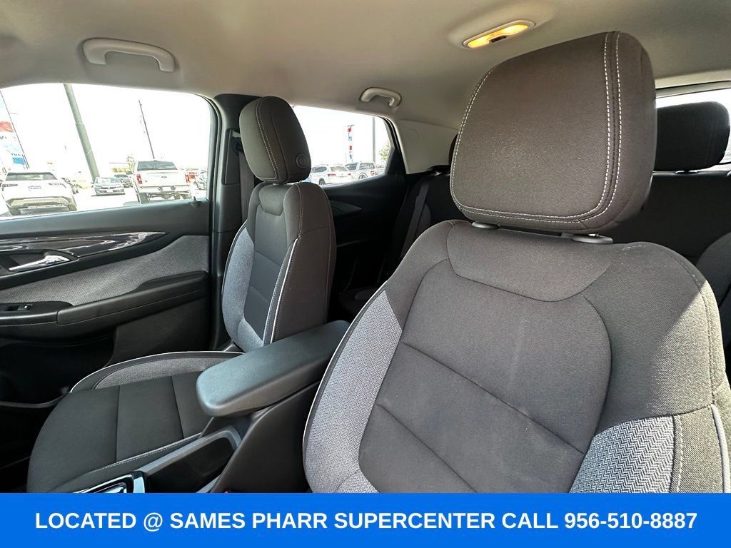 Used 2024 Chevrolet TrailBlazer LT w/ LT Cold Weather Package FWD image 19