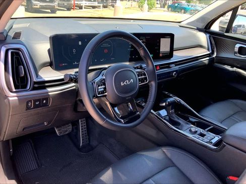 Used 2024 Kia Sorento SX FWD image 18