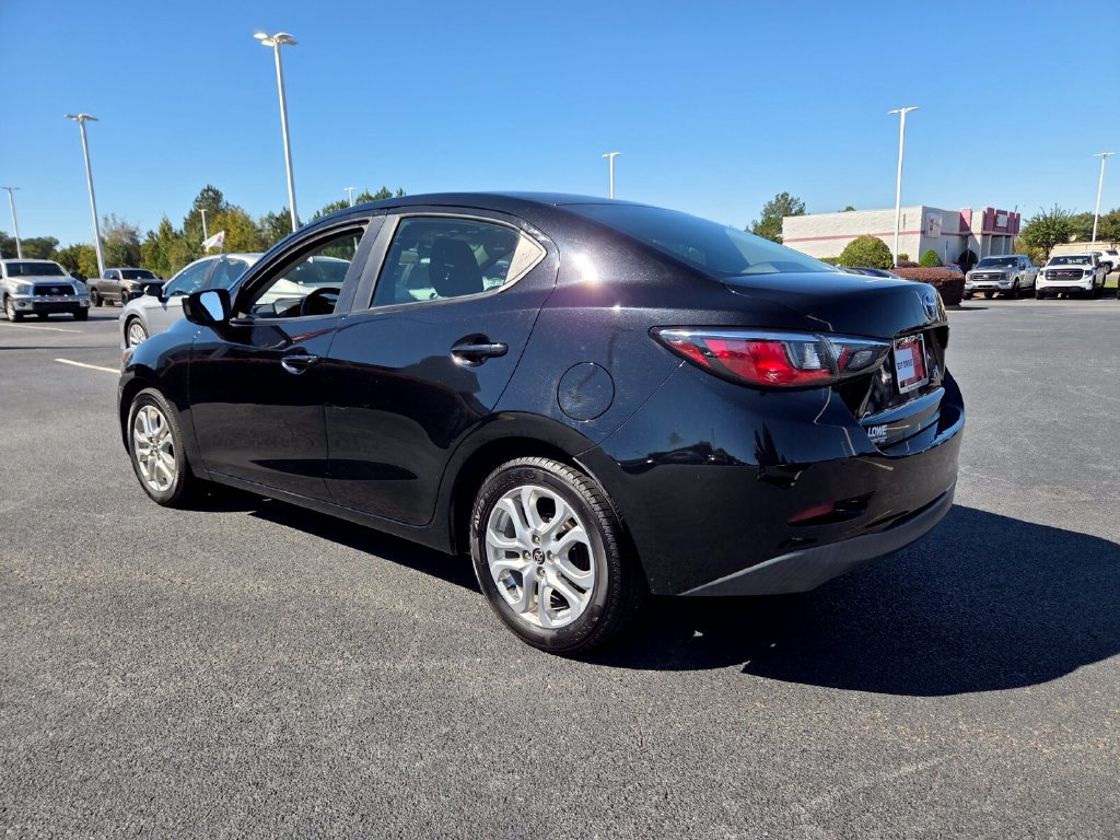 Used 2018 Toyota Yaris iA FWD image 9