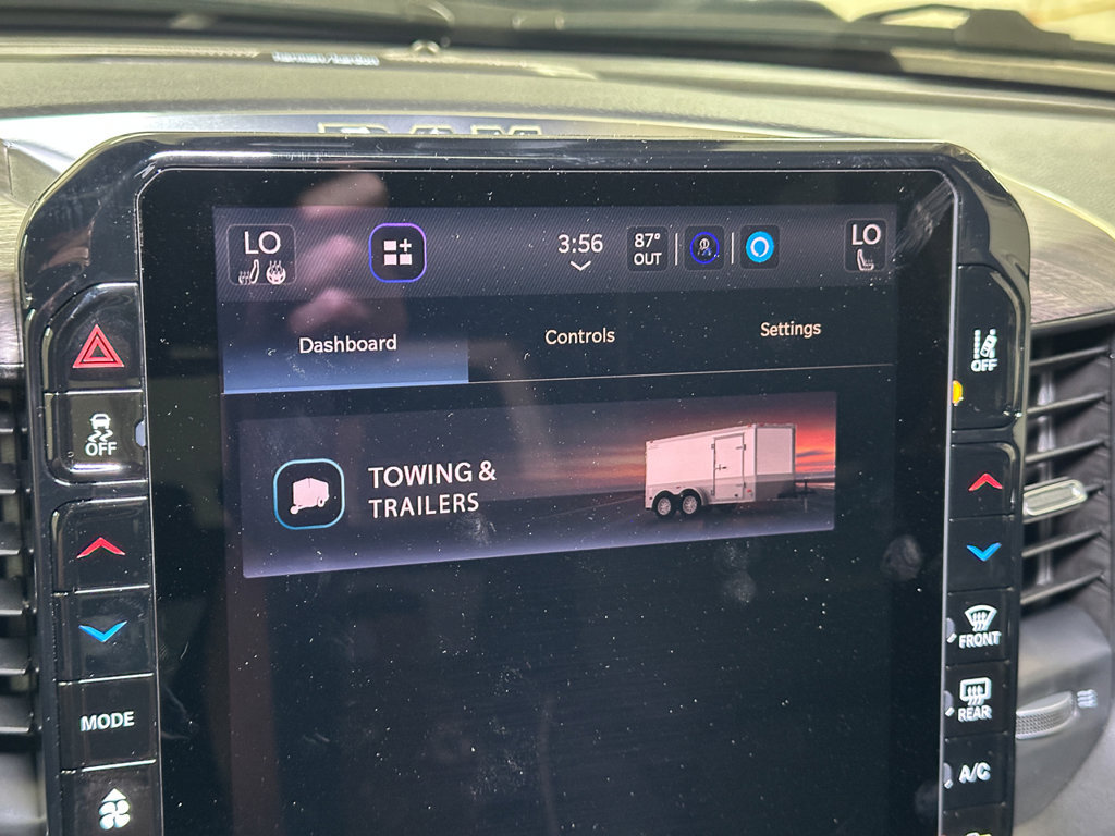New 2026 RAM 1500 Laramie w/ Night Edition AWD/4WD image 37