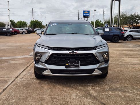 Certified 2024 Chevrolet Blazer LT w/ Driver Confidence Package image 3