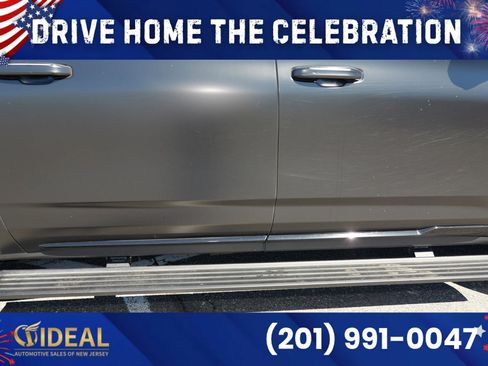 Used 2022 Cadillac Escalade ESV Sport Platinum AWD/4WD image 12