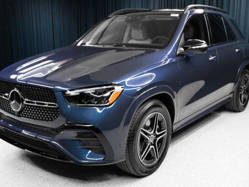 New 2026 Mercedes-Benz GLE 350 4MATIC image 1