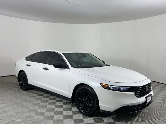 Used 2025 Honda Accord LX image 3