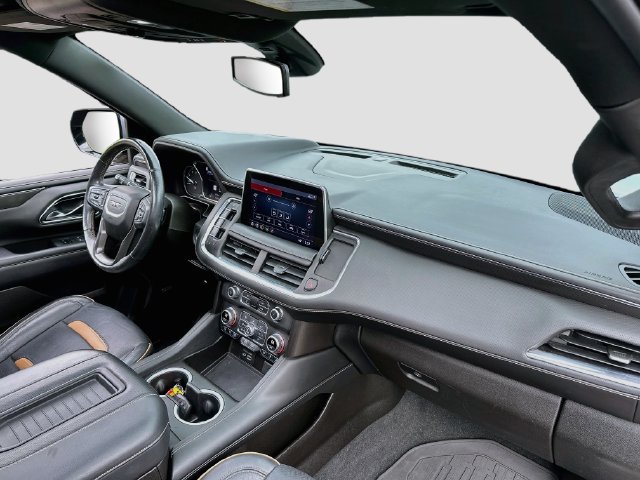 Used 2021 GMC Yukon XL AT4 w/ AT4 Premium Plus Package AWD/4WD image 33