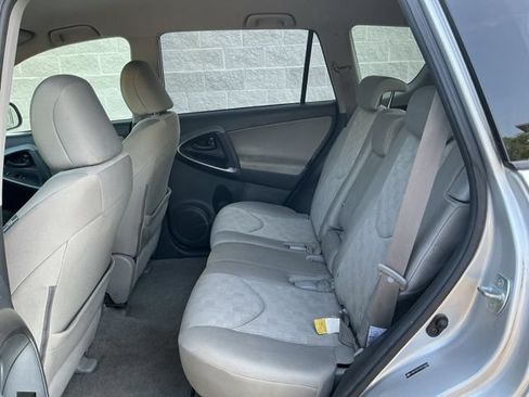 Used 2010 Toyota RAV4 2WD image 19