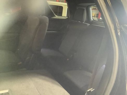 Used 2023 Chevrolet Traverse LT AWD/4WD image 19