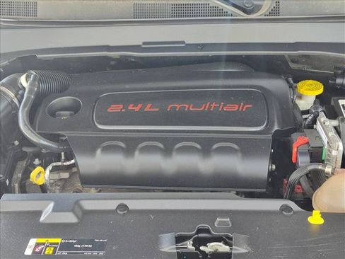 Used 2022 Jeep Compass Trailhawk AWD/4WD image 18