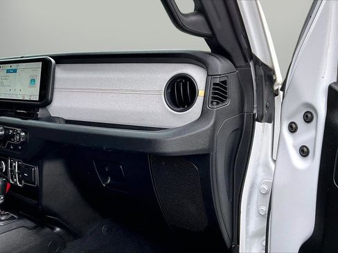 Certified 2024 Jeep Wrangler Unlimited Sport AWD/4WD image 19