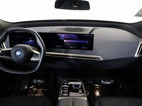 Certified 2024 BMW iX xDrive50 w/ Premium Package AWD/4WD image 8