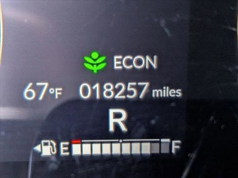 Used 2025 Honda HR-V Sport image 11