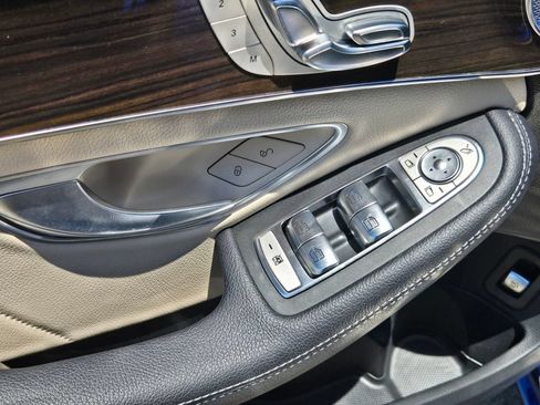 Used 2020 Mercedes-Benz C 300 Sedan image 12