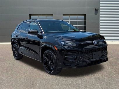 New 2025 Volkswagen Tiguan SE R-Line