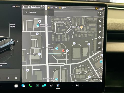 Used 2024 Tesla Model 3 Standard Range RWD image 9