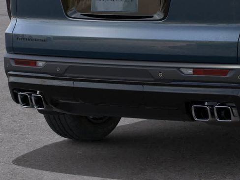 New 2026 Chevrolet Traverse LT w/ Midnight/Sport Edition image 14