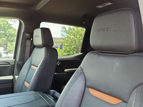 Used 2025 GMC Sierra 1500 AT4 AWD/4WD image 15