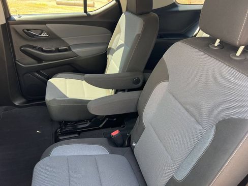 Used 2020 Chevrolet Traverse LT AWD/4WD image 12