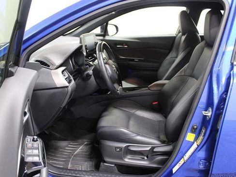 Certified 2019 Toyota C-HR Limited FWD image 10