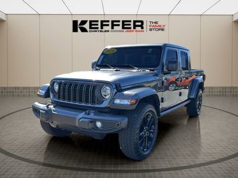 Certified 2024 Jeep Gladiator Sport image 1