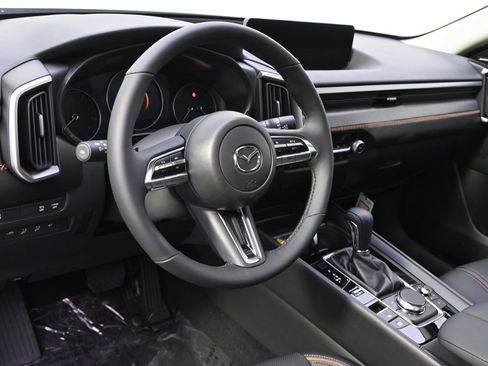 Used 2025 MAZDA CX-50 AWD 2.5 Turbo w/ Premium Pkg image 11