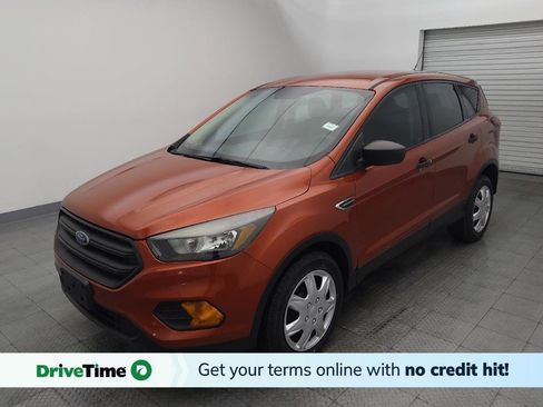 Used 2019 Ford Escape S image 1