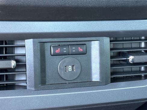 New 2025 Ford F250 Lariat w/ Lariat Ultimate Package image 19
