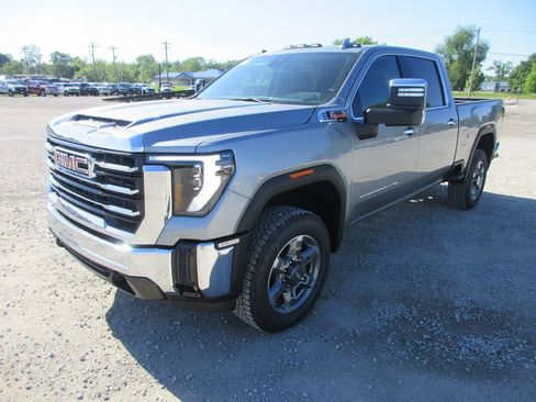 New 2026 GMC Sierra 3500 SLT AWD/4WD image 12