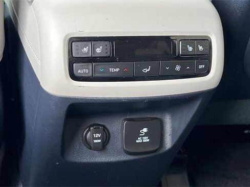 Used 2023 Hyundai Palisade Calligraphy image 17