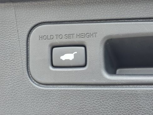 Certified 2025 Honda Pilot EX-L image 18