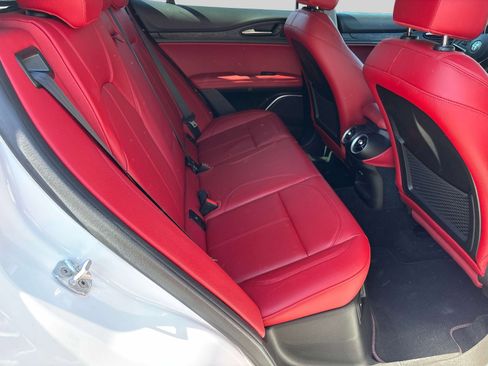 Used 2019 Alfa Romeo Stelvio AWD w/ Nero Edizione image 13