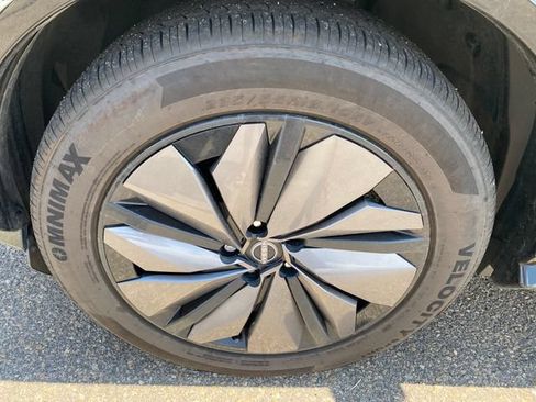 Certified 2024 Nissan Ariya AWD image 25