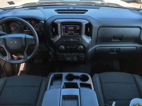 Used 2025 Chevrolet Silverado 1500 Custom Trail Boss AWD/4WD image 14