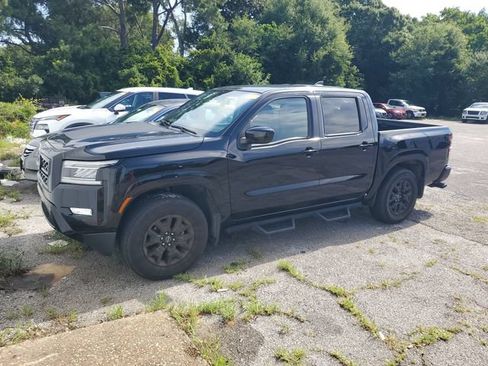 Certified 2023 Nissan Frontier SV w/ Midnight Edition Package RWD image 2